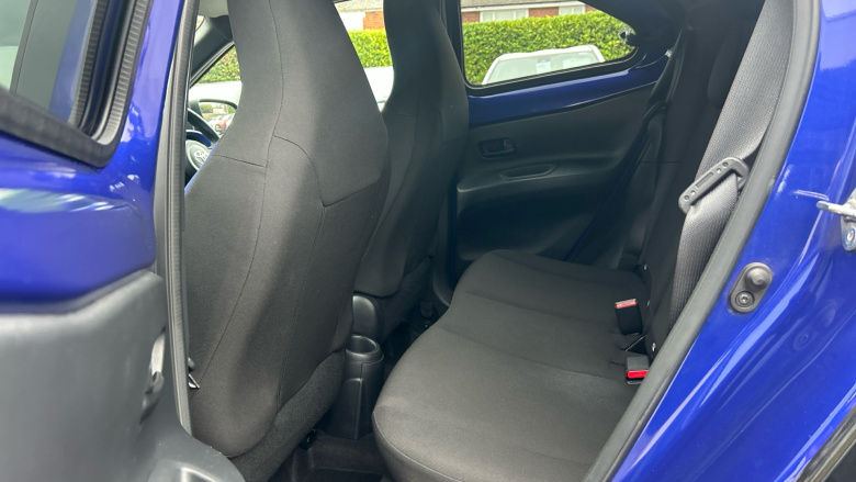 Toyota Aygo X 1.0 VVT-i Edge 5dr Auto Petrol Hatchback